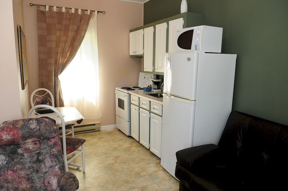 Motel Au Fleuve D'Argent Rivière-du-Loup Екстериор снимка